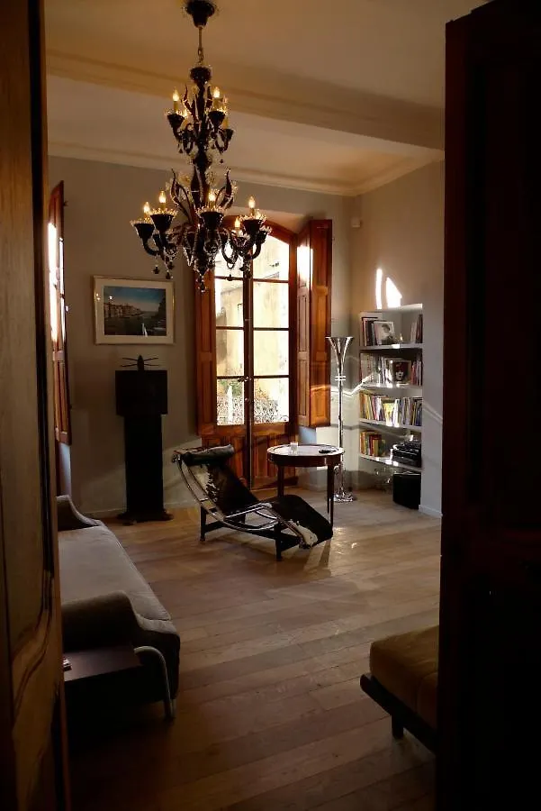 Luxury Two Bedroom Apartment In Apt, The Heart Of The Luberon France