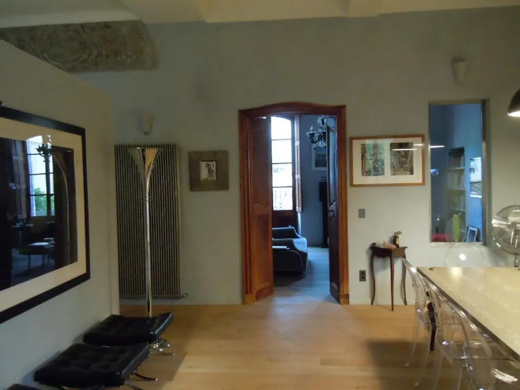 Luxury Two Bedroom Apartment In Apt, The Heart Of The Luberon France